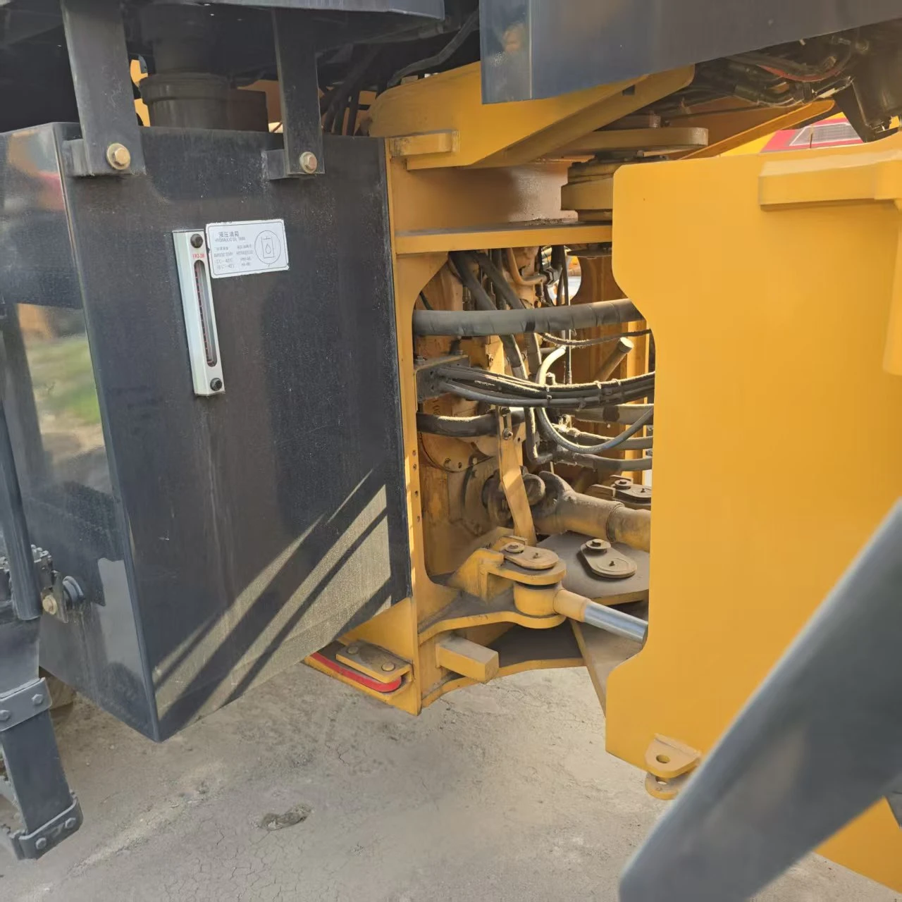 Reinforced Center Articulation Joint & Steering System